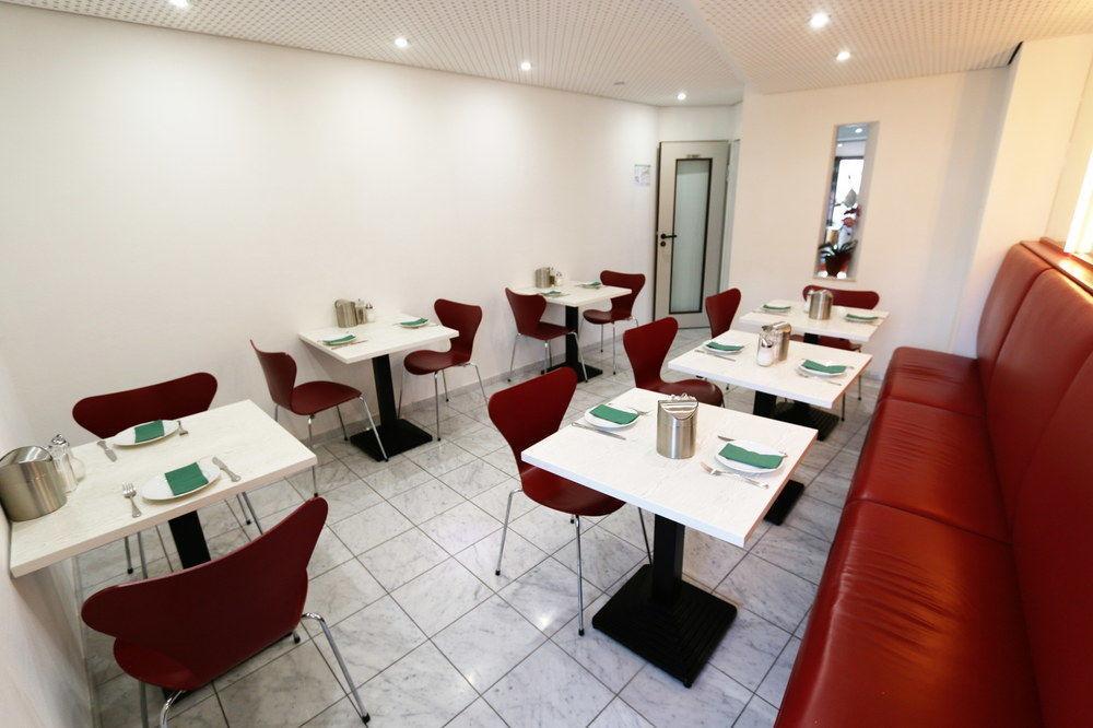 Atelier Hotel Essen-City ภายนอก รูปภาพ
