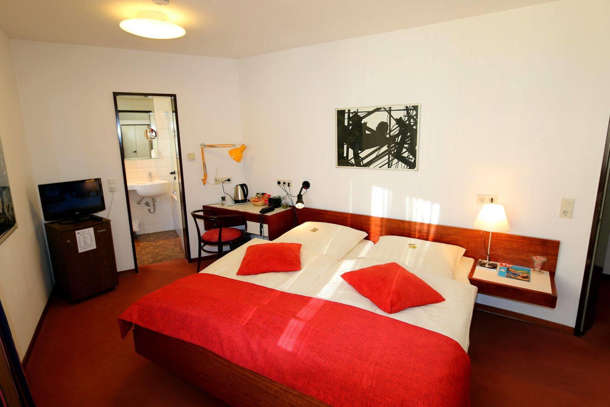 Atelier Hotel Essen-City ภายนอก รูปภาพ