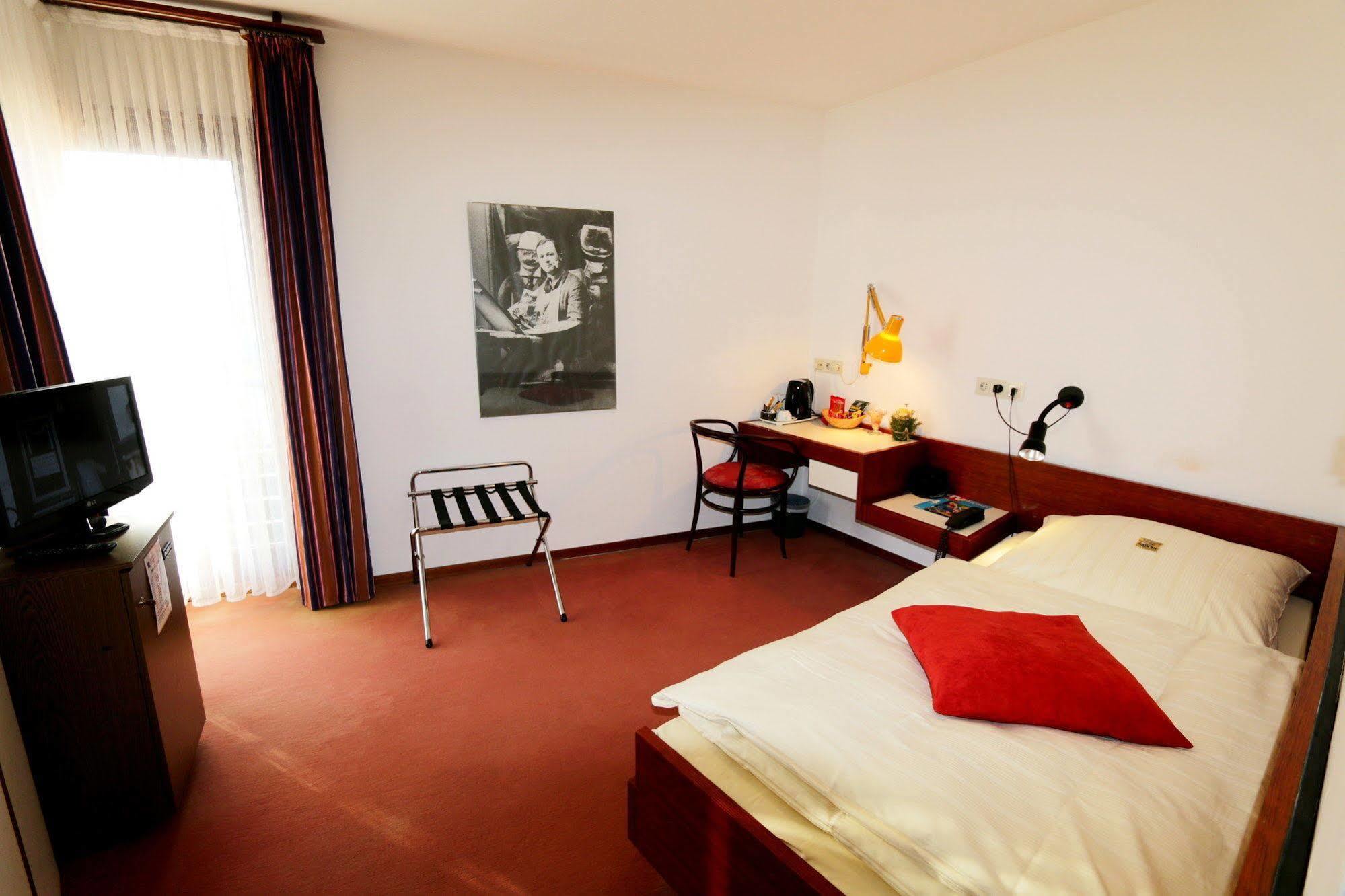 Atelier Hotel Essen-City ภายนอก รูปภาพ