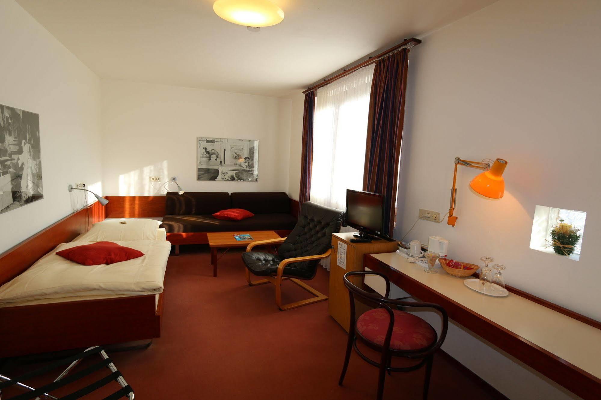 Atelier Hotel Essen-City ภายนอก รูปภาพ