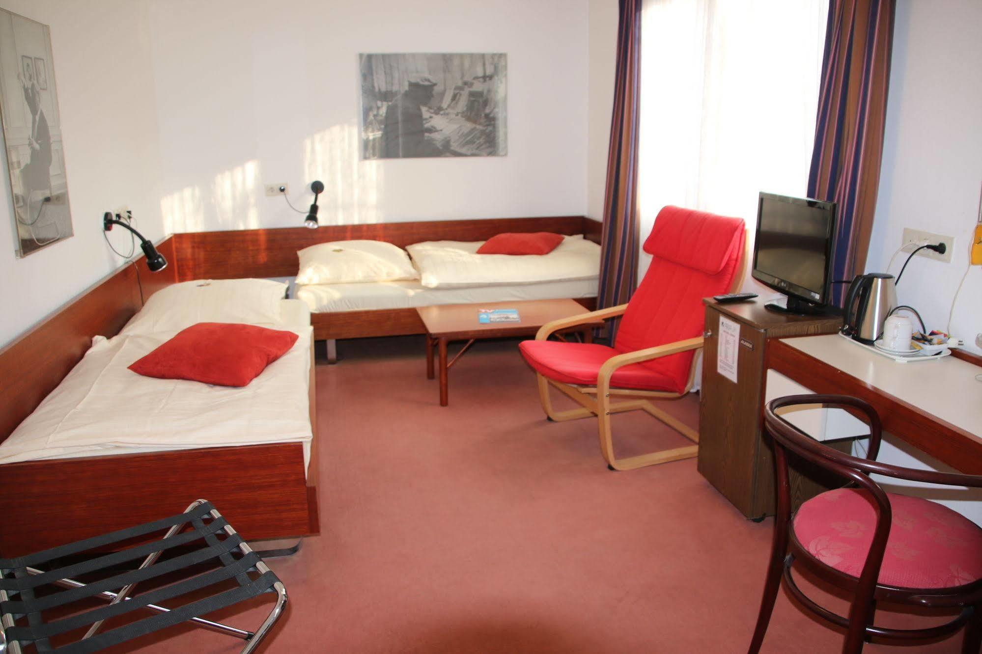 Atelier Hotel Essen-City ภายนอก รูปภาพ