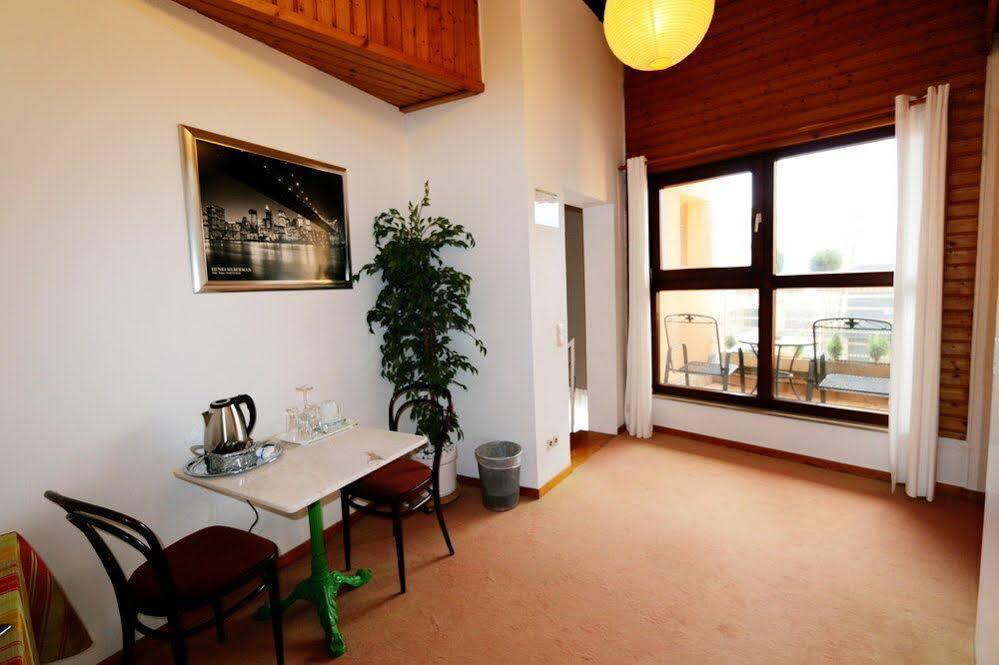 Atelier Hotel Essen-City ภายนอก รูปภาพ